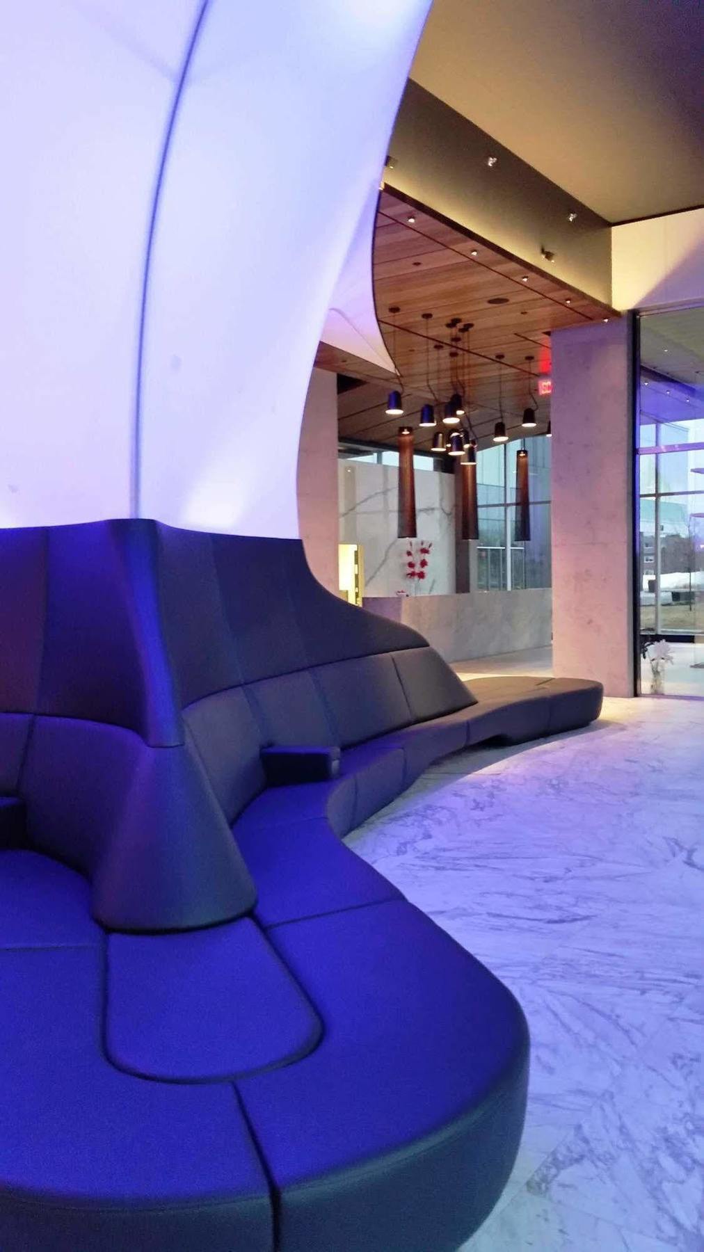 Grand Times Hotel Drummondville Exterior photo