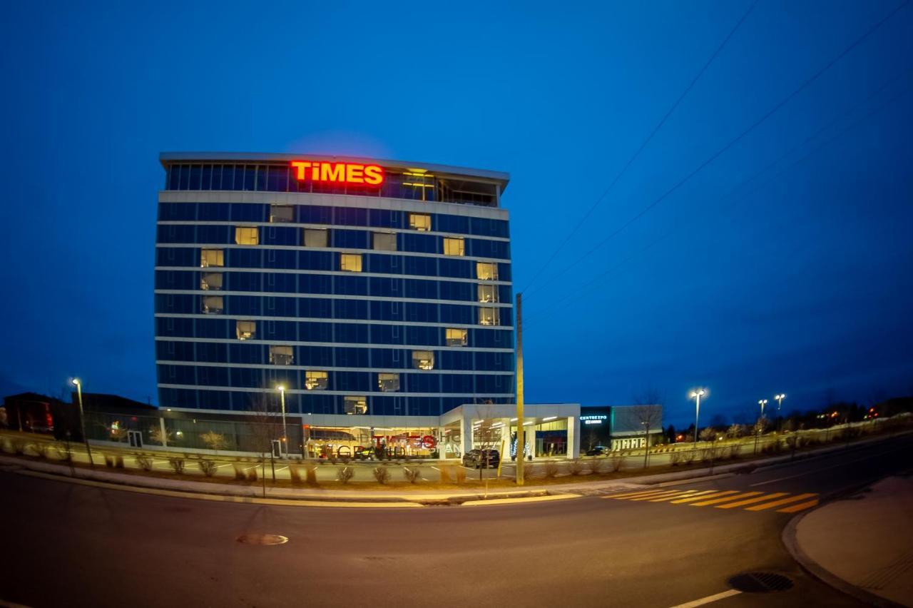 Grand Times Hotel Drummondville Exterior photo